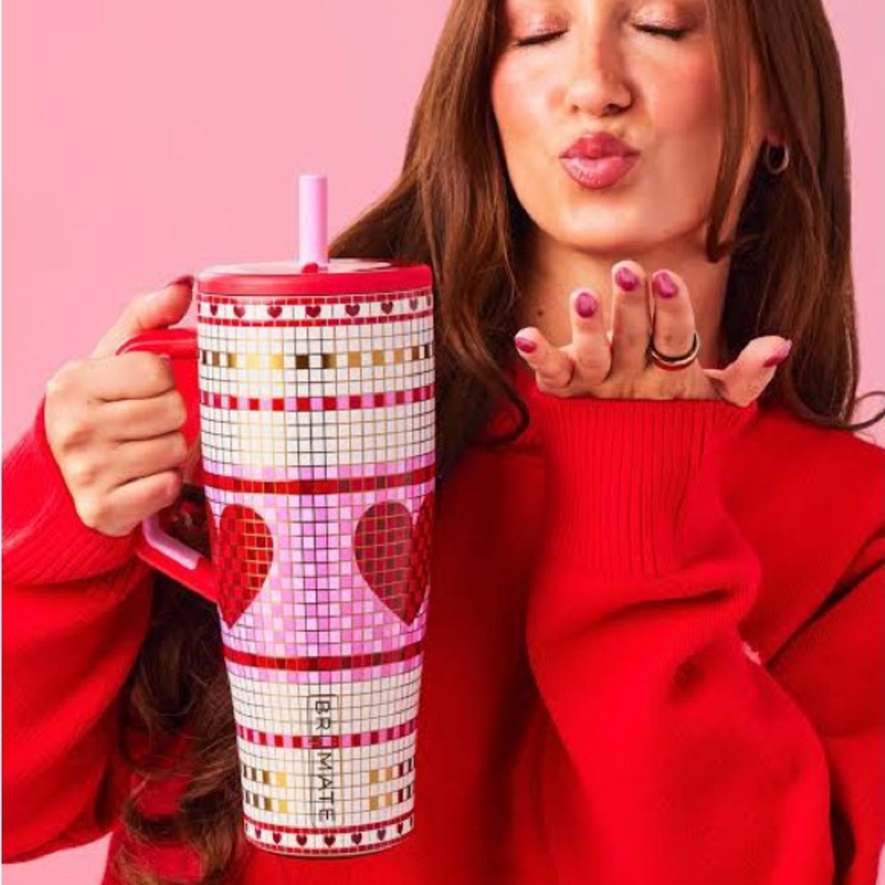 Anthropologie Exclusive BrüMate Love On Lock Era 40oz